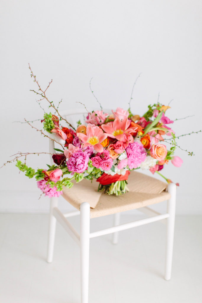 punchy wedding florals by Stylish Stems