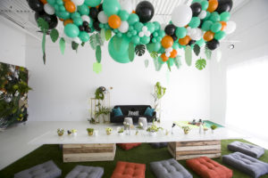 creative wild one balloon installation